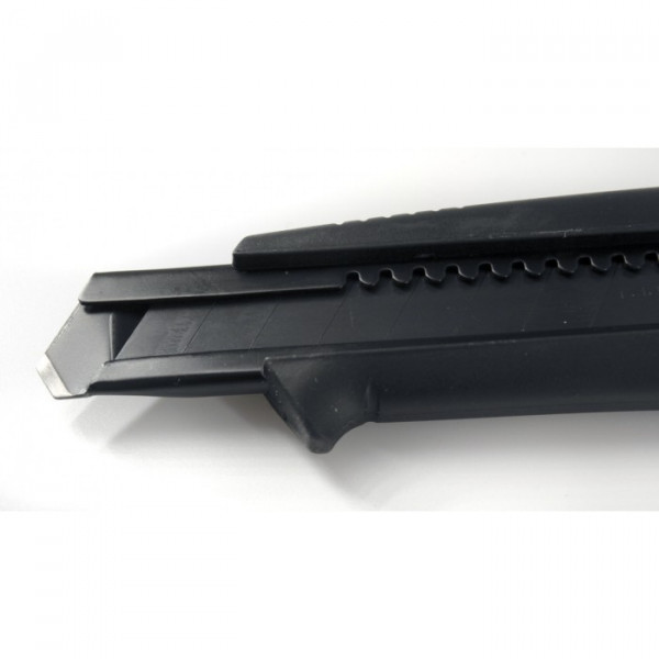 Нож строительный сегментный TAJIMA DC-L560BSFBL, с кобурой, 18 мм автоматический фиксатор (Арт. DC-L560BSFBL)
